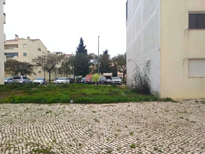 Terreno para Venda em Pinhal Novo Foto 6