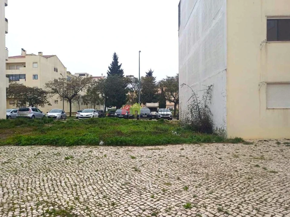 Terreno para Venda em Pinhal Novo Foto 6