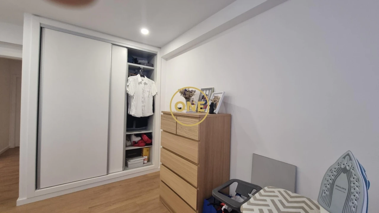 Apartamento T2 para Venda em Algueirão-Mem Martins Foto 15