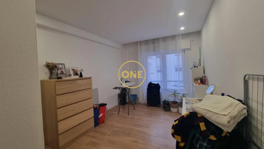 Apartamento T2 para Venda em Algueirão-Mem Martins Foto 14