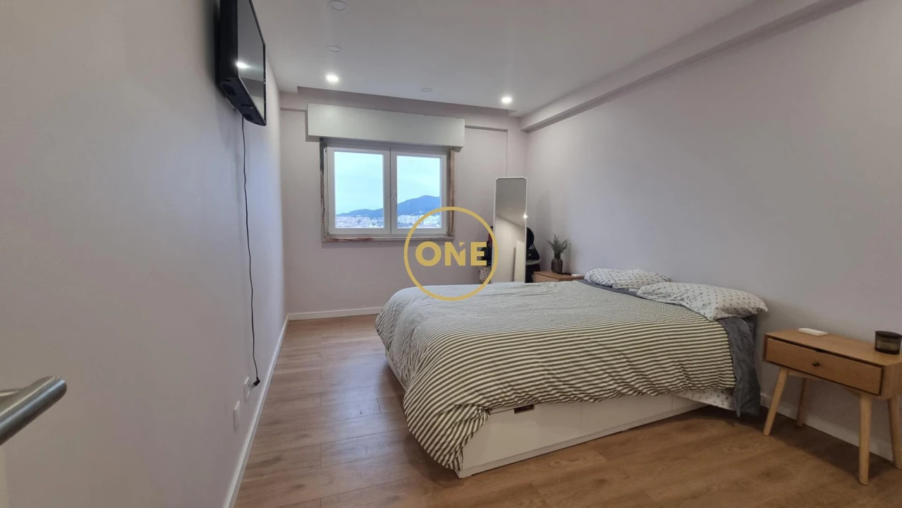 Apartamento T2 para Venda em Algueirão-Mem Martins Foto 19