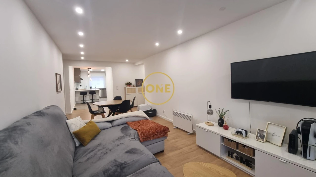 Apartamento T2 para Venda em Algueirão-Mem Martins Foto 9