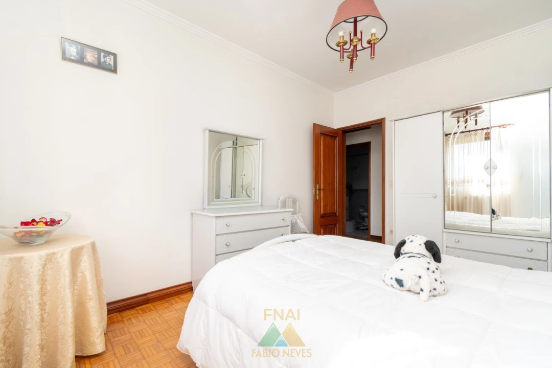 Moradia T3 para Venda em Gondoriz Foto 19