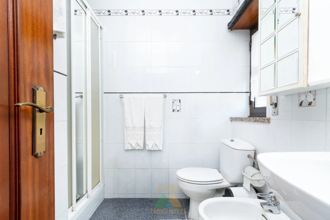 Moradia T3 para Venda em Gondoriz Foto 23