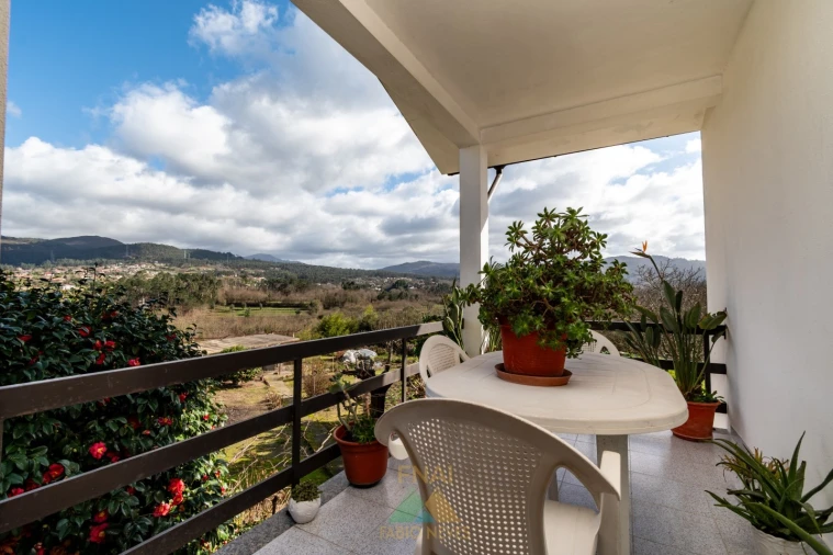 Moradia T3 para Venda em Gondoriz Foto 26