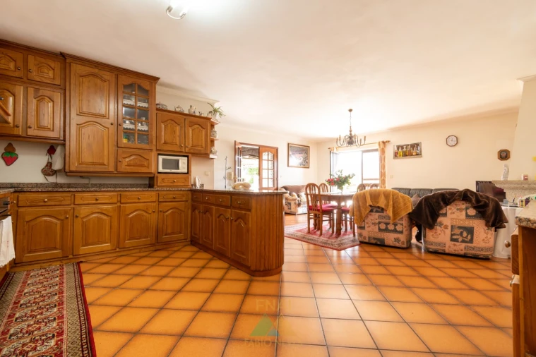 Moradia T3 para Venda em Gondoriz Foto 30