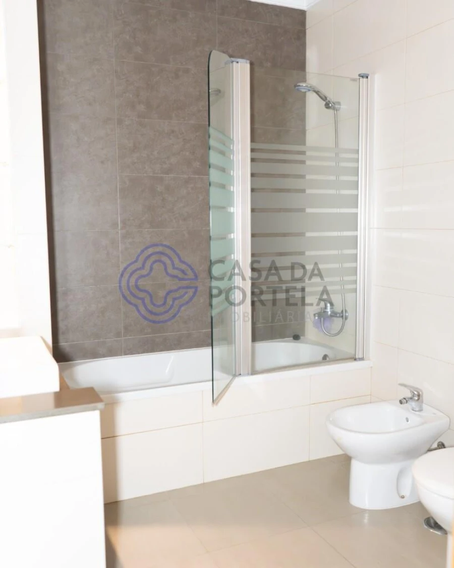 Apartamento T3 para Venda em Vila Real de Santo Antonio Foto 32