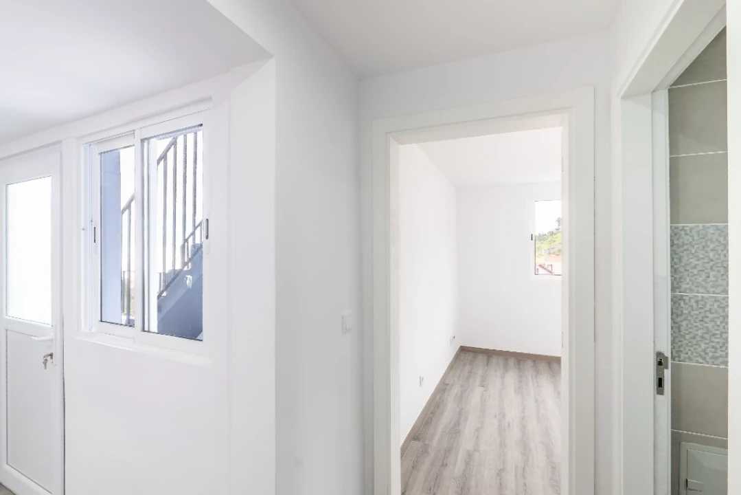 Moradia T2 para Venda em São Roque Foto 18