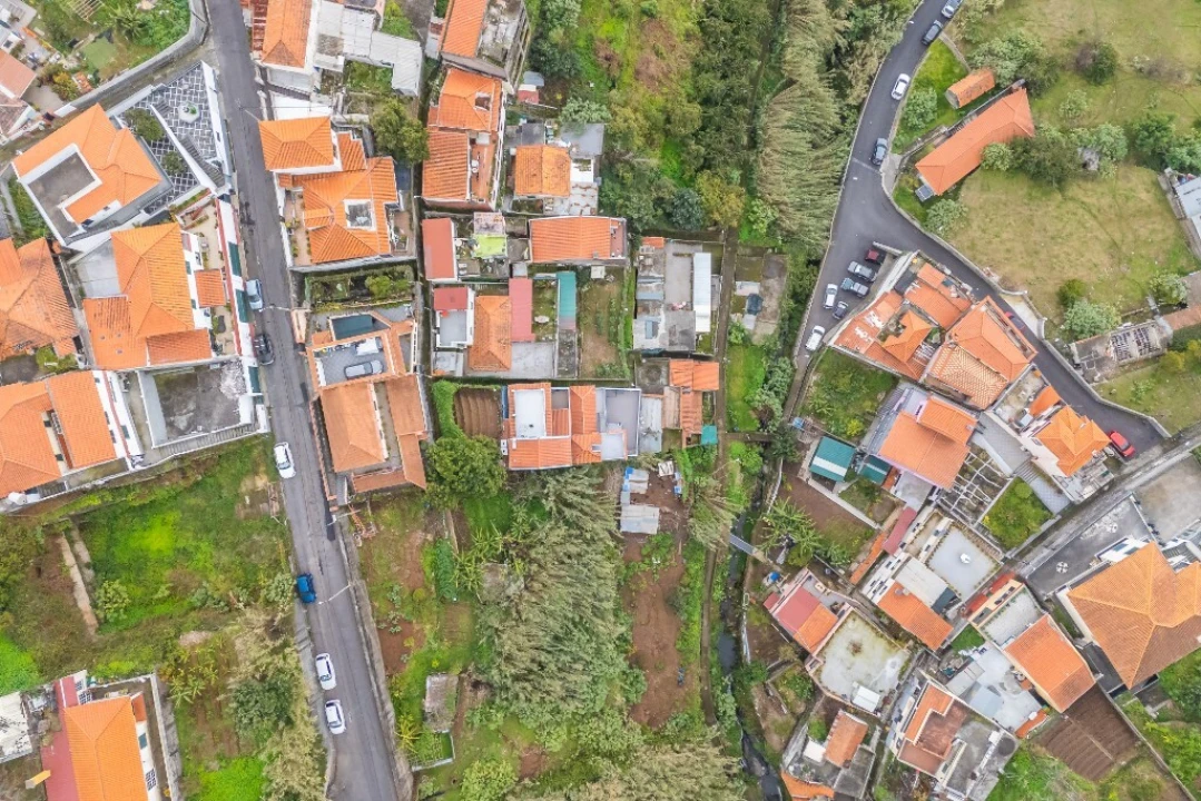 Moradia T2 para Venda em São Roque Foto 47