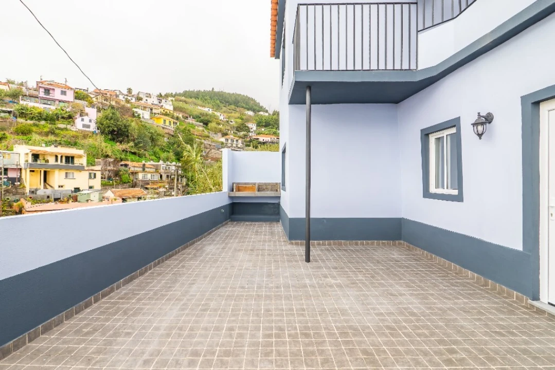 Moradia T2 para Venda em São Roque Foto 39