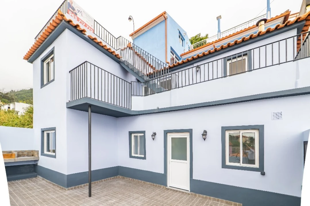 Moradia T2 para Venda em São Roque Foto 1