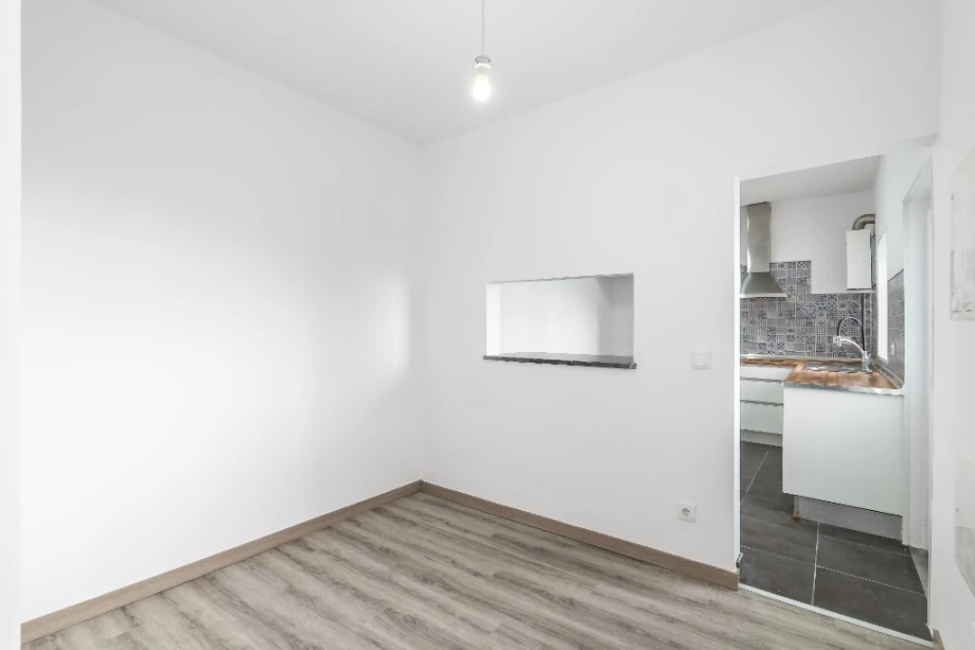 Moradia T2 para Venda em São Roque Foto 9