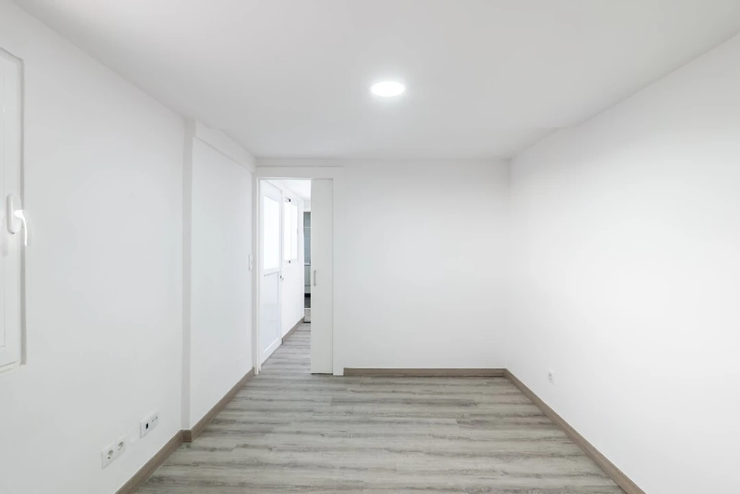 Moradia T2 para Venda em São Roque Foto 29