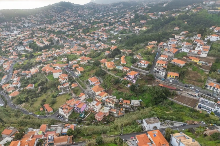 Moradia T2 para Venda em São Roque Foto 52