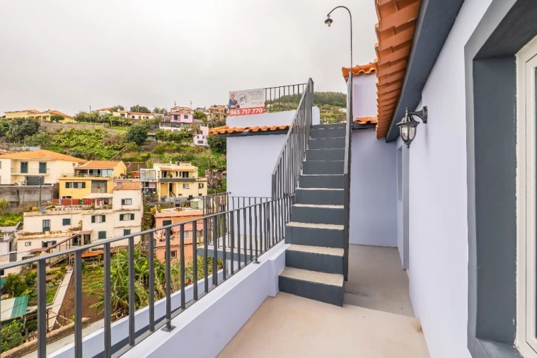 Moradia T2 para Venda em São Roque Foto 32