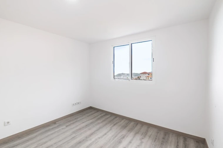 Moradia T2 para Venda em São Roque Foto 22