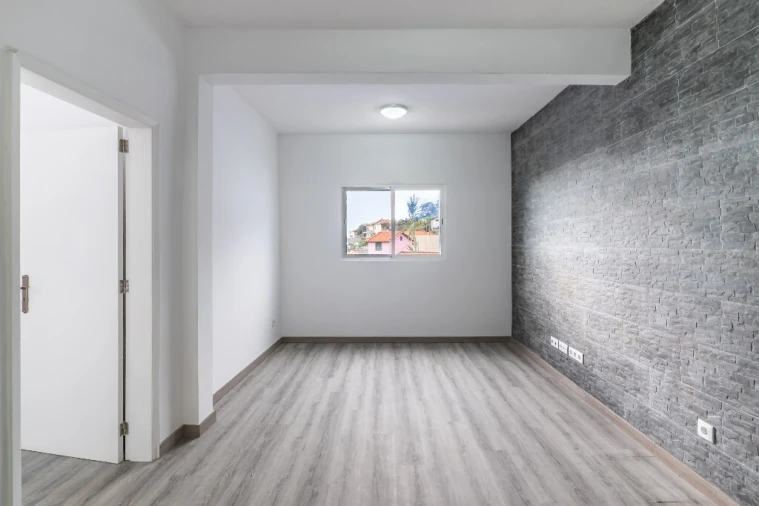 Moradia T2 para Venda em São Roque Foto 12