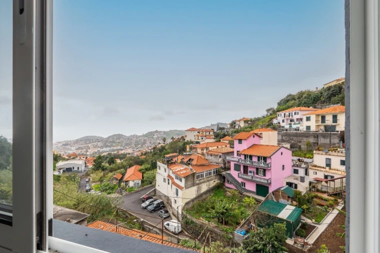 Moradia T2 para Venda em São Roque Foto 24