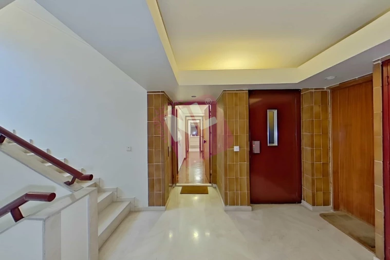 Apartamento T2 para Arrendamento em Lumiar Foto 2