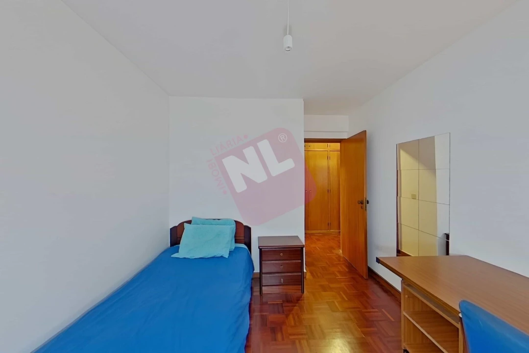 Apartamento T2 para Arrendamento em Lumiar Foto 18