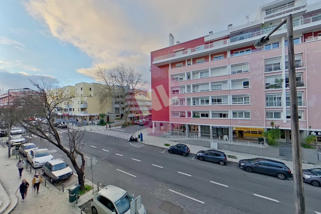 Apartamento T2 para Arrendamento em Lumiar Foto 11