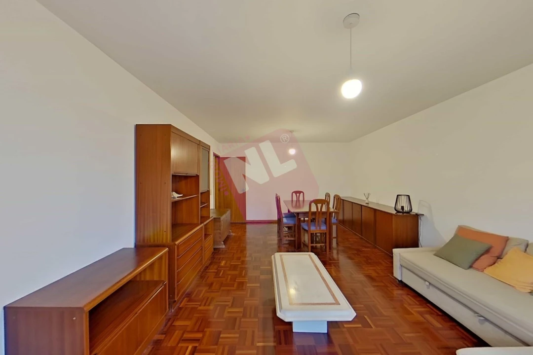 Apartamento T2 para Arrendamento em Lumiar Foto 25