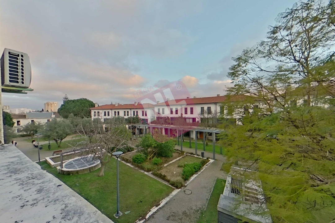 Apartamento T2 para Arrendamento em Lumiar Foto 26