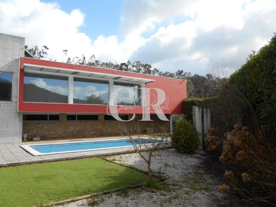 Moradia T4 para Venda em Pousaflores Foto 7