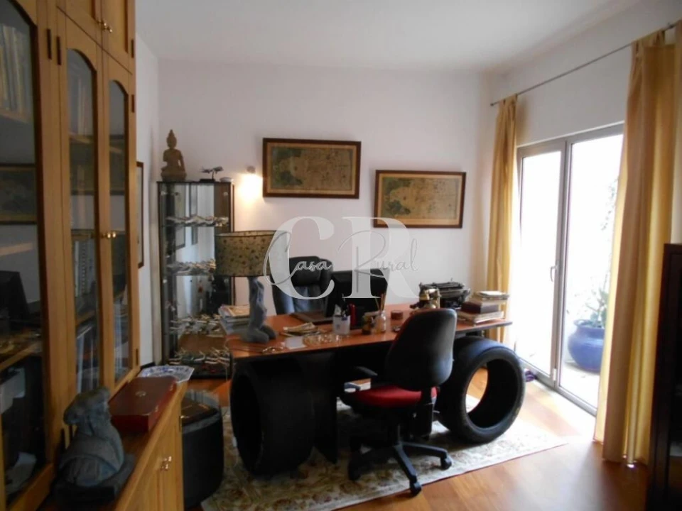 Moradia T4 para Venda em Pousaflores Foto 48