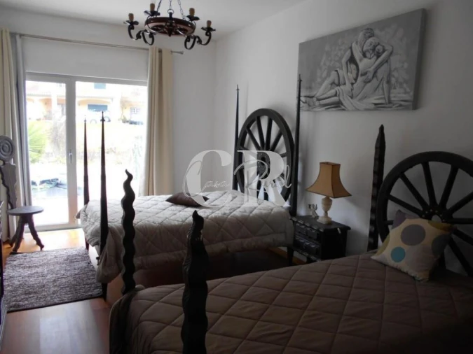 Moradia T4 para Venda em Pousaflores Foto 52