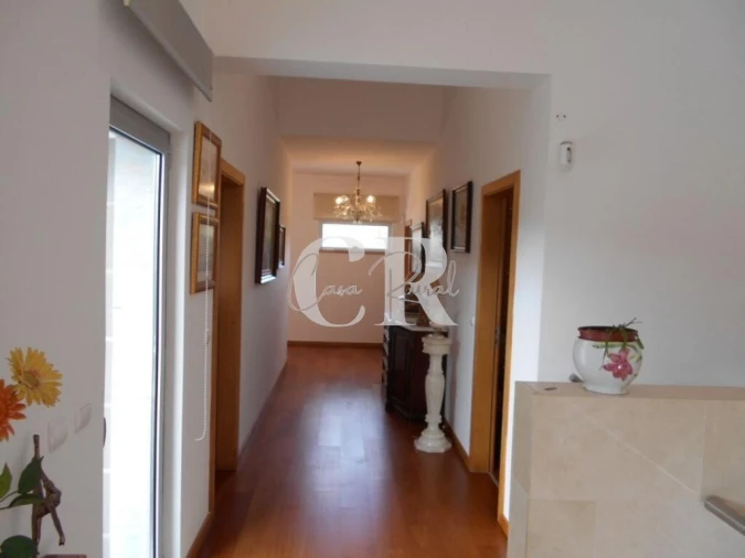 Moradia T4 para Venda em Pousaflores Foto 47