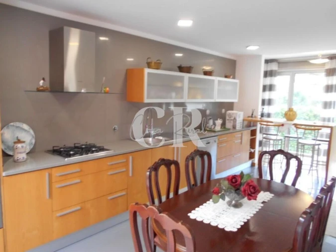 Moradia T4 para Venda em Pousaflores Foto 33