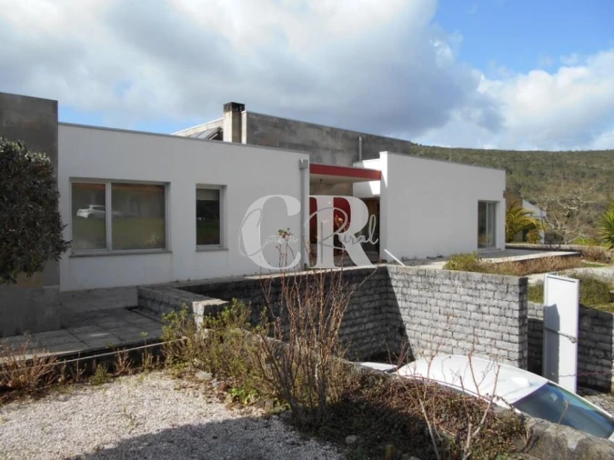 Moradia T4 para Venda em Pousaflores Foto 16