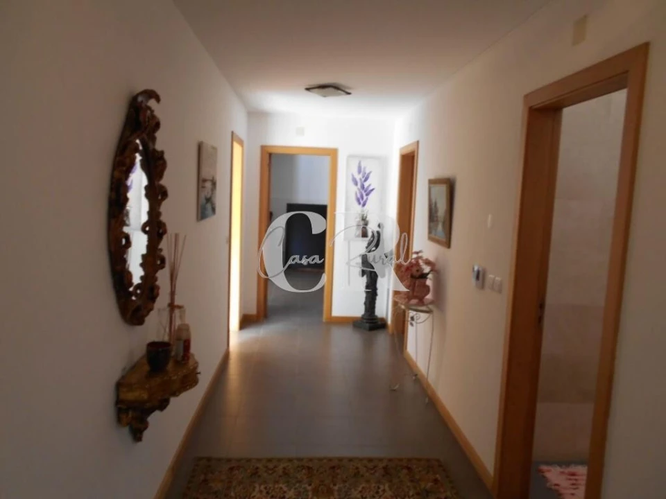 Moradia T4 para Venda em Pousaflores Foto 17