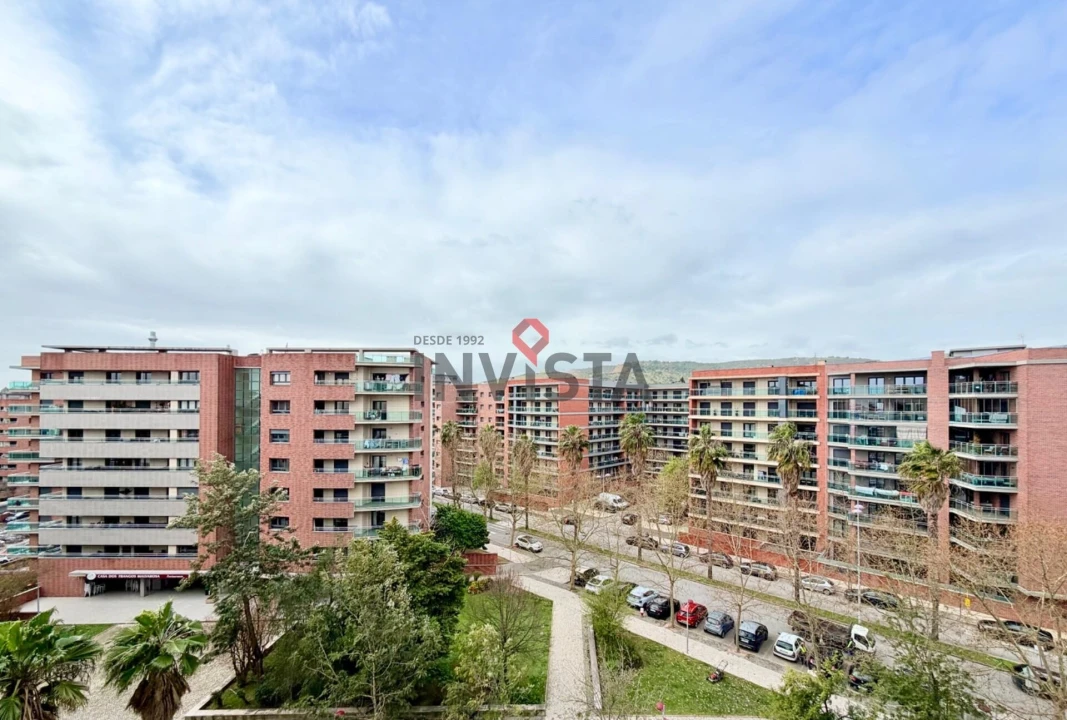 Apartamento T3 para Venda em Alverca do Ribatejo e Sobralinho Foto 1