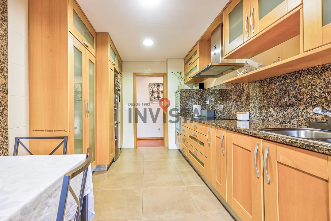 Apartamento T3 para Venda em Alverca do Ribatejo e Sobralinho Foto 9