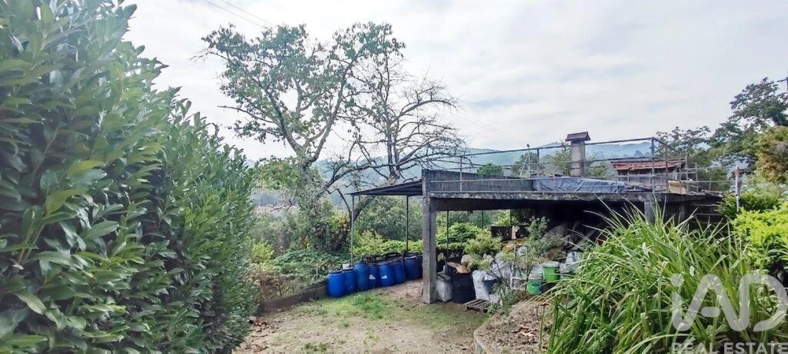 Quinta T3 para Venda em Cornes Foto 9