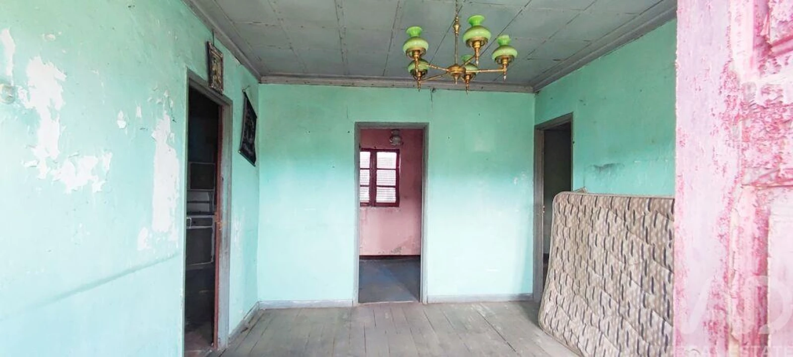 Quinta T3 para Venda em Cornes Foto 18