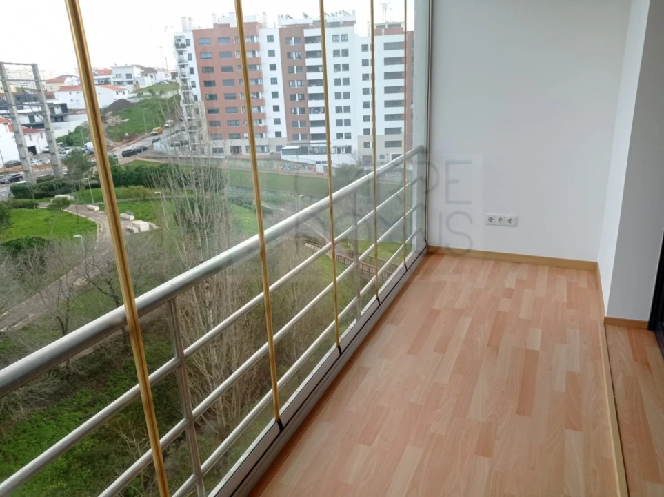 Apartamento T3 para Venda em Odivelas Foto 27