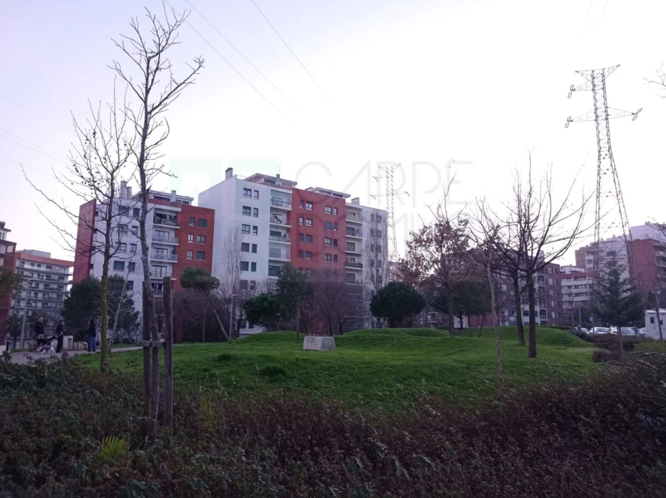 Apartamento T3 para Venda em Odivelas Foto 32