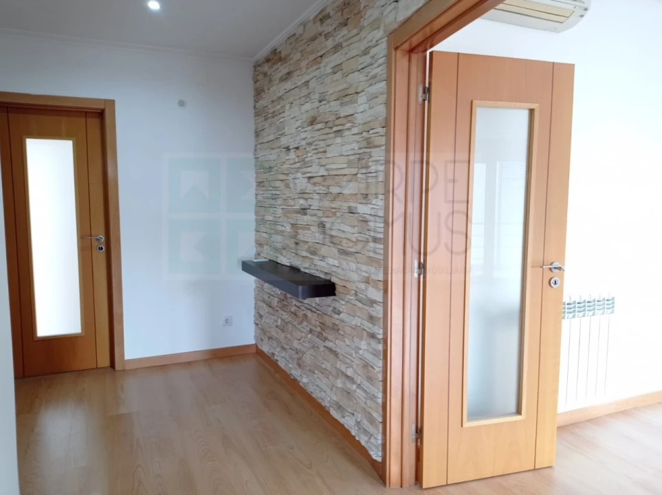 Apartamento T3 para Venda em Odivelas Foto 30