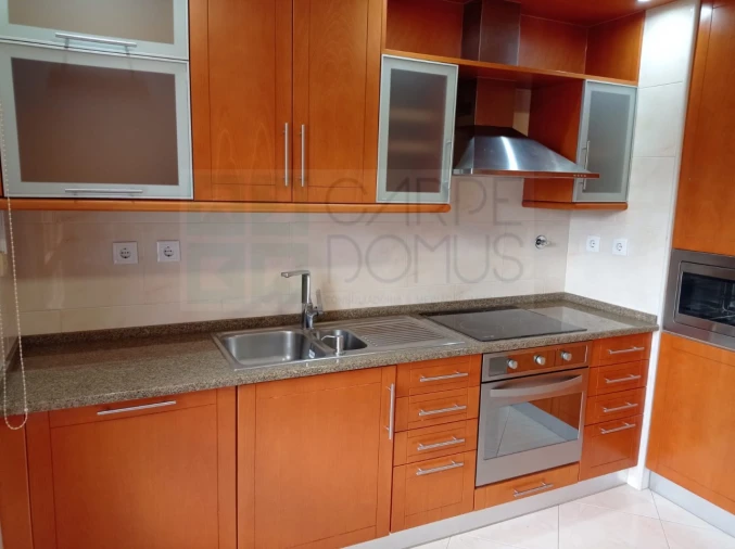 Apartamento T3 para Venda em Odivelas Foto 5