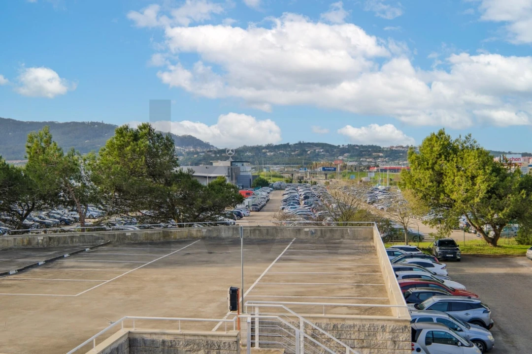Escritório para Arrendamento em Rio de Mouro Foto 13
