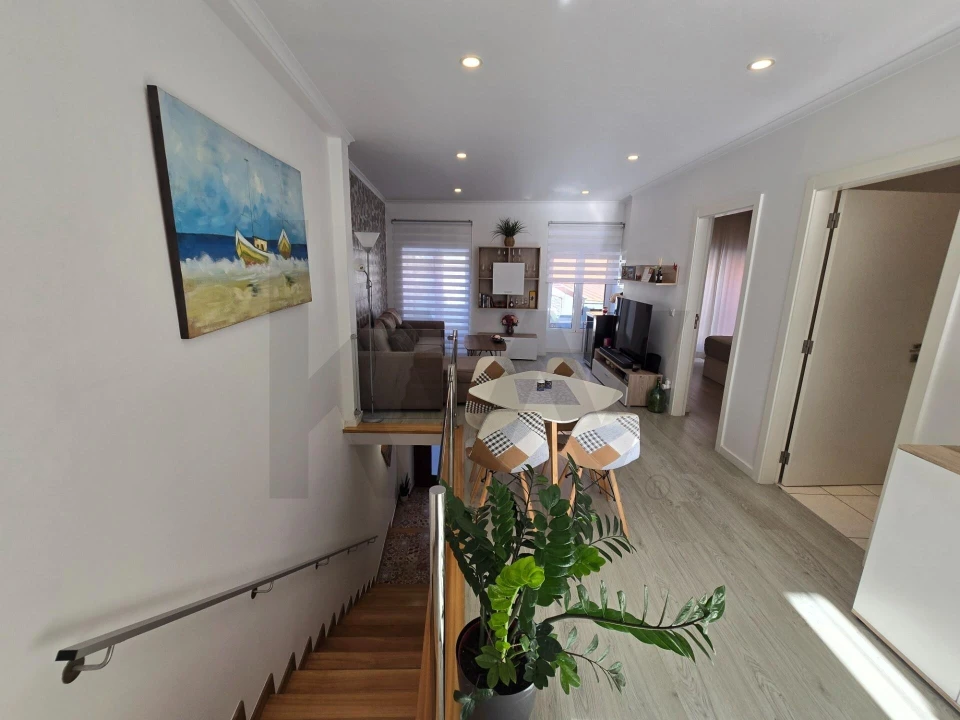 Moradia T2 para Venda em Funchal (Santa Maria Maior) Foto 6