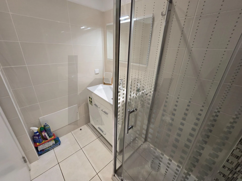 Moradia T2 para Venda em Funchal (Santa Maria Maior) Foto 25