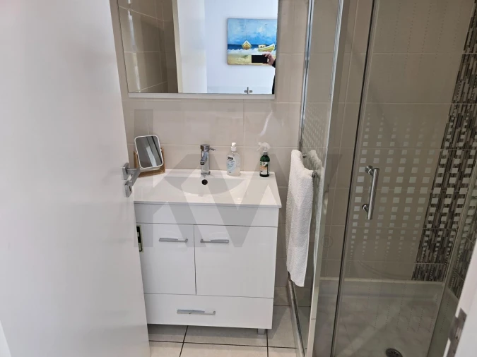 Moradia T2 para Venda em Funchal (Santa Maria Maior) Foto 11