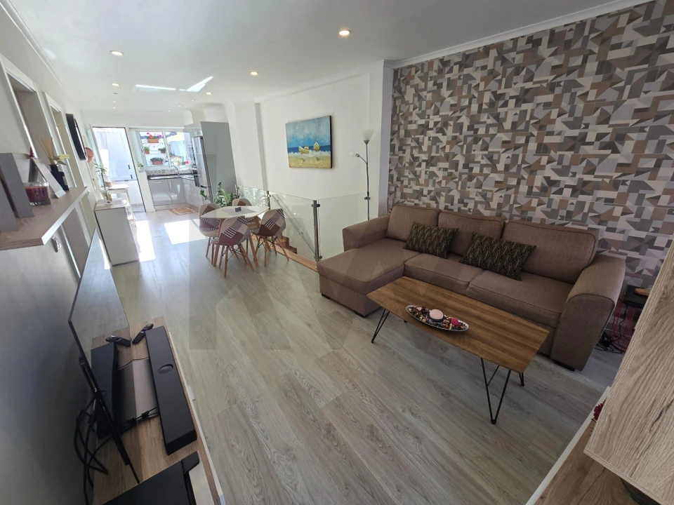 Moradia T2 para Venda em Funchal (Santa Maria Maior) Foto 16