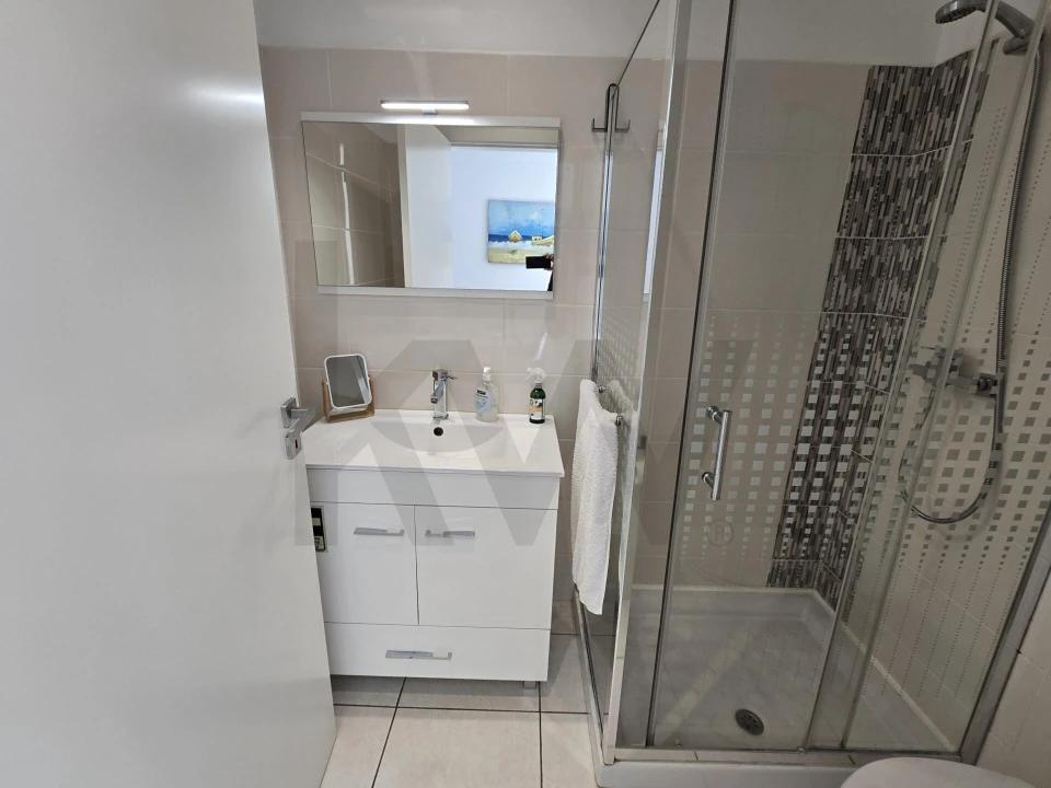 Moradia T2 para Venda em Funchal (Santa Maria Maior) Foto 12