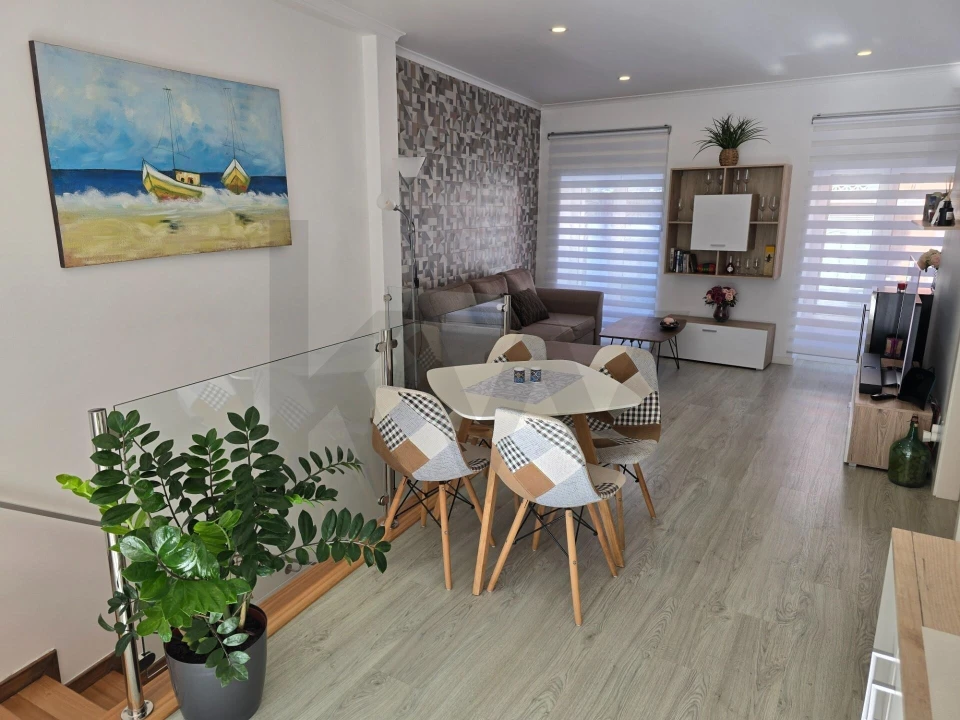 Moradia T2 para Venda em Funchal (Santa Maria Maior) Foto 41