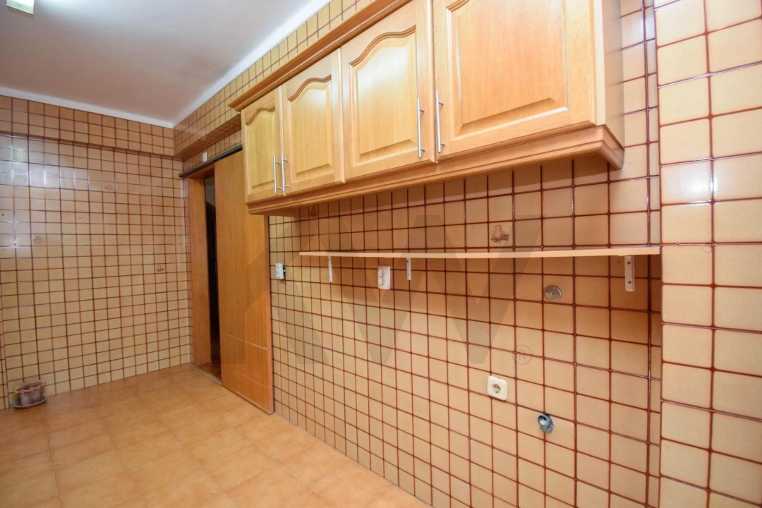 Apartamento T3 para Venda em Águas Livres Foto 11